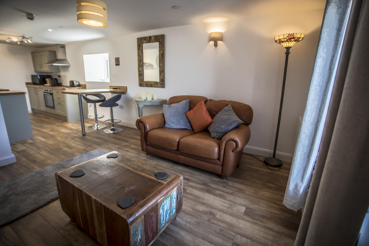 Waters Edge Holiday Apartments Benllech Eksteriør bilde